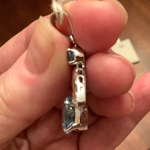 NWOT sterling SILVER 925 BLUE TOPAZ WHITE ZIRCON PENDANT - Picture 6 of 10